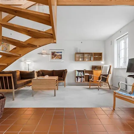 5588-svaneke-kirkevangen-19 *